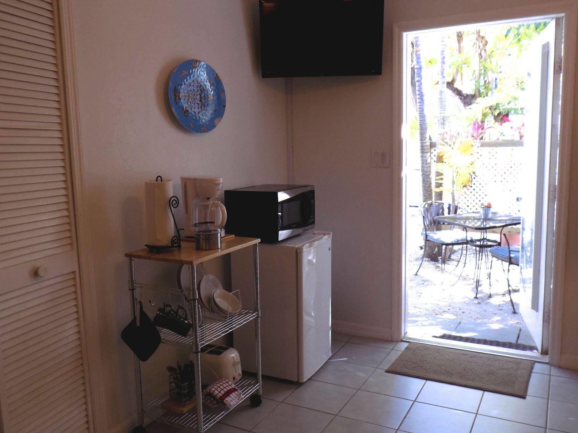 Inn Tarpon Tale Sanibel